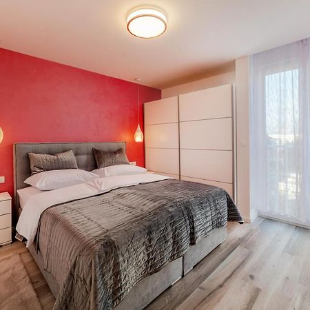 Luxury Apartment Sandra Split Bagian luar foto