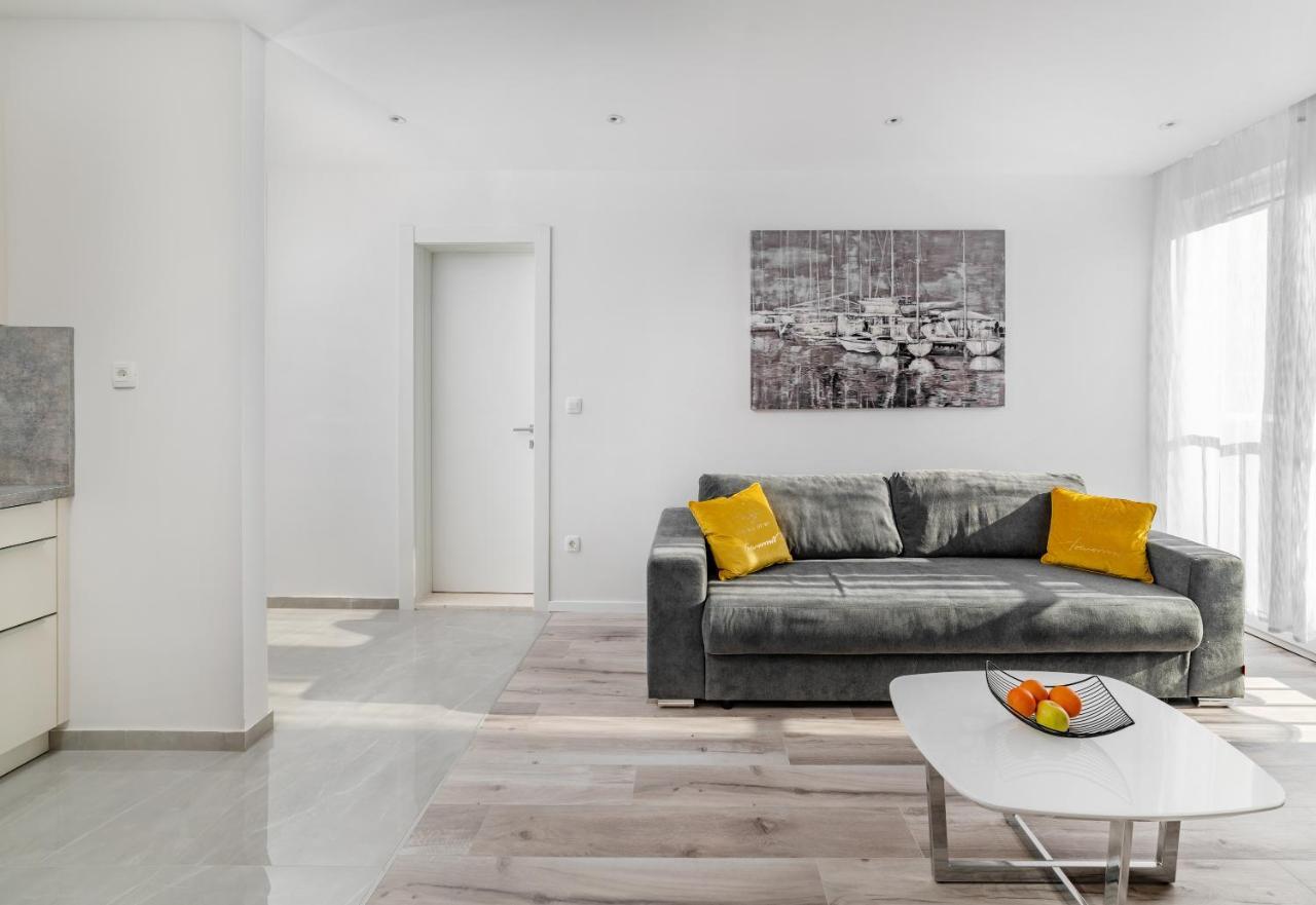 Luxury Apartment Sandra Split Bagian luar foto